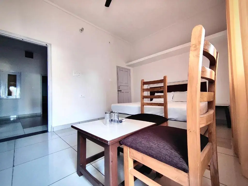 OYO 28196 Hotel Corbett Radiance