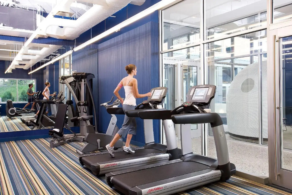 Aloft by Marriott Philadelphia Airport