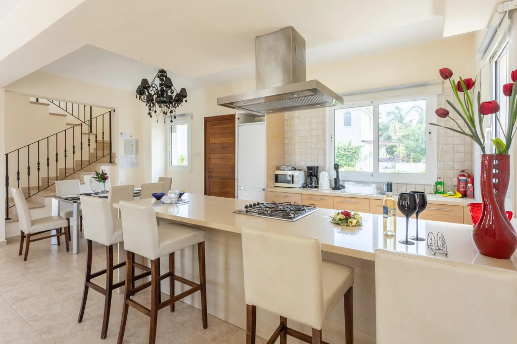 Villa Nikol