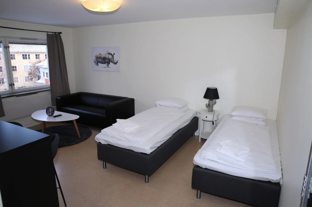 Fastliving Apartment Hotel