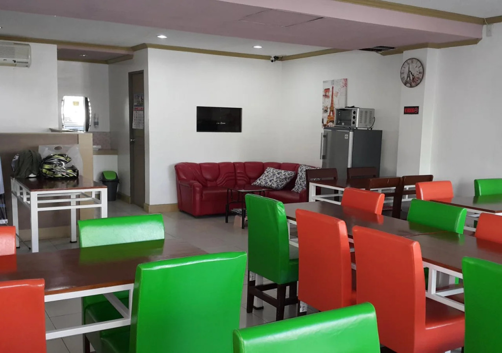 Park Avenue Residence Inn and Suites
