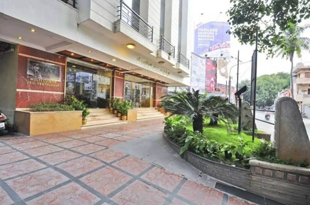 Hotel VT Paradise