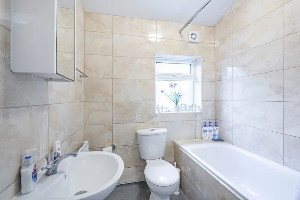 Comfortable 4-bed House