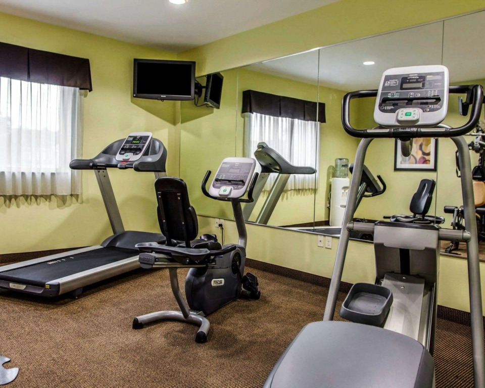 Suburban Studios Cedar Falls