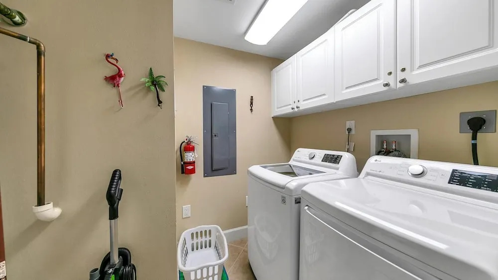 Harbor Landing 203b