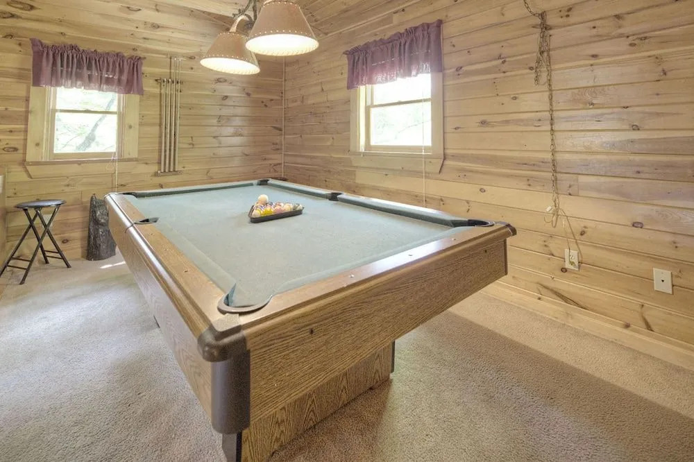 Heavenly Heights by Heritage Cabin Rentals
