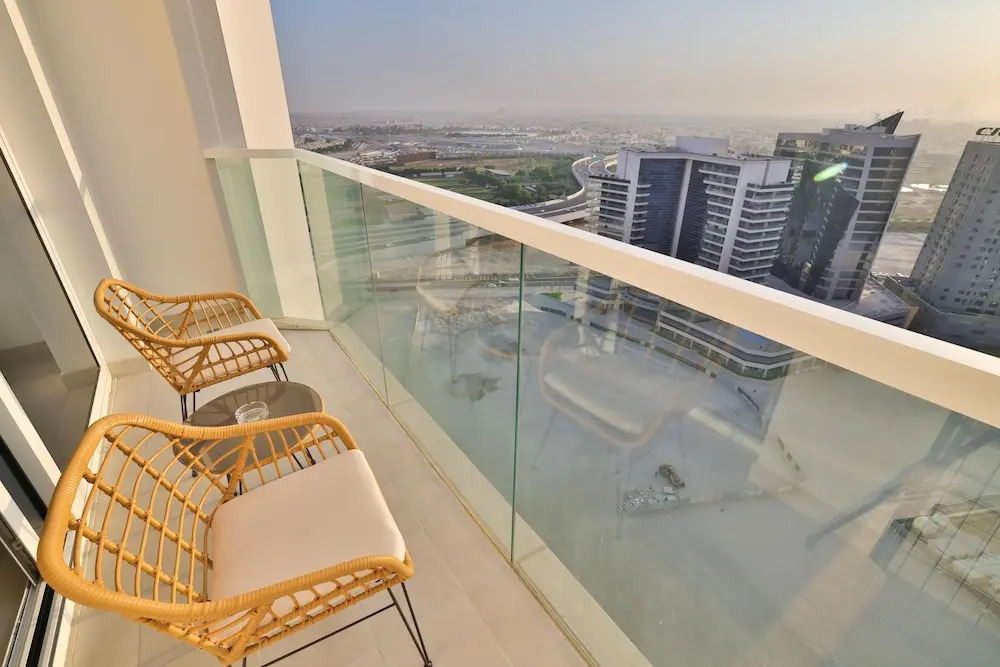 Luxury Apartments Business Bay Gym-Pool-Parking by Sojo Stay