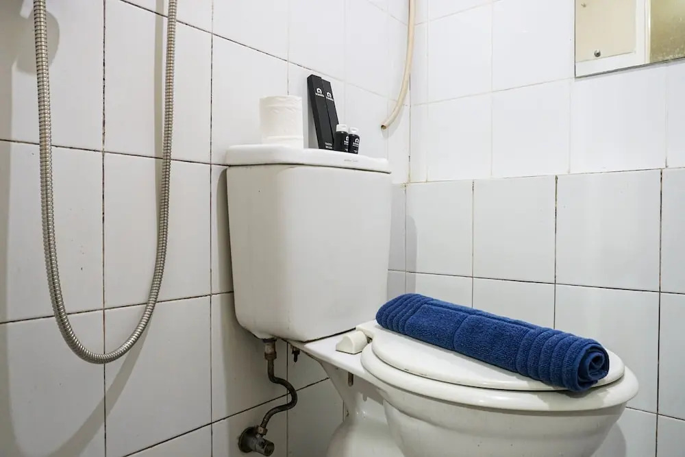 Cozy and Homey 2BR at Kalibata City Apartment