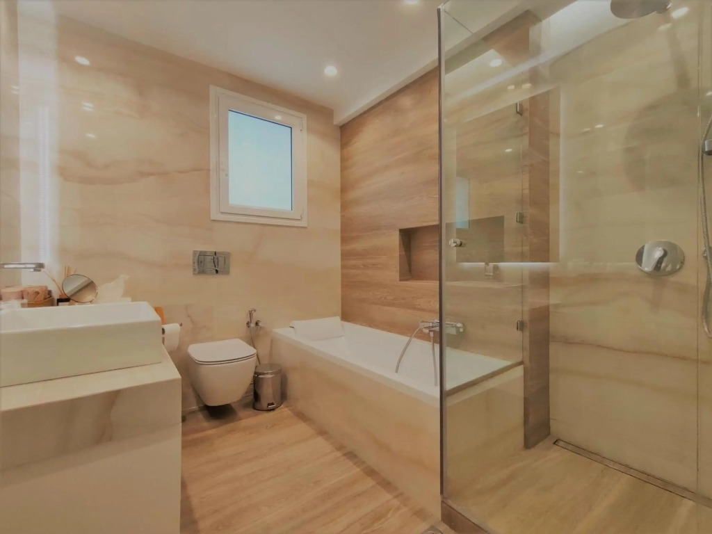 Luxury Garden Apartment Glyfada