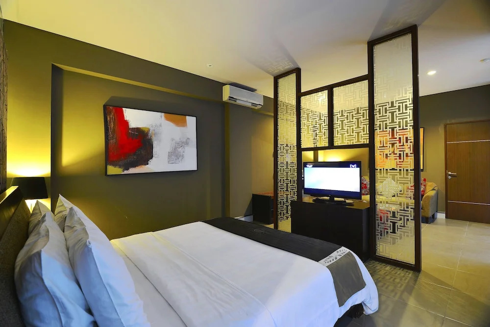 100 Sunset Boutique Managed By Eagle Eyes