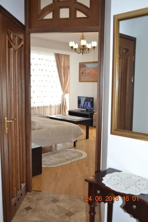 Sunny apartment in the city Center