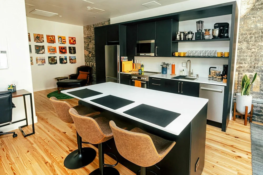 Loft 301 The William - 3rd Ave Views - Carrigans