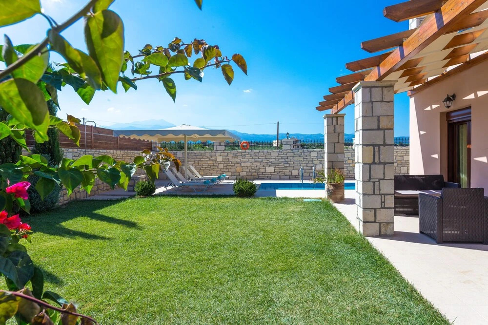 Villas Roumeli
