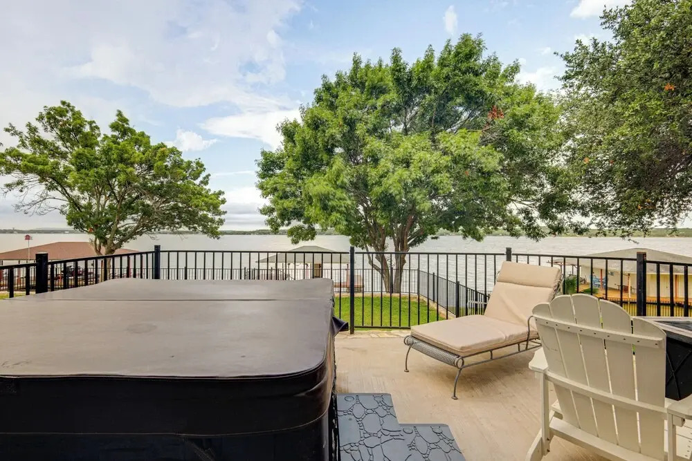 Luxe Lakefront Home in Granbury w/ Hot Tub & Dock