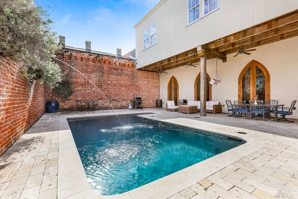 Stunning 5 BR Urban Oasis Downtown NOLA