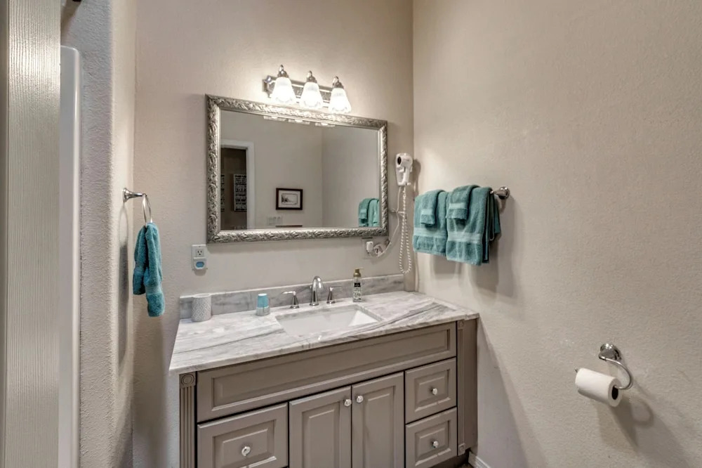 Cozy Ruidoso Digs by Downtown, 19 Mi to Ski Apache
