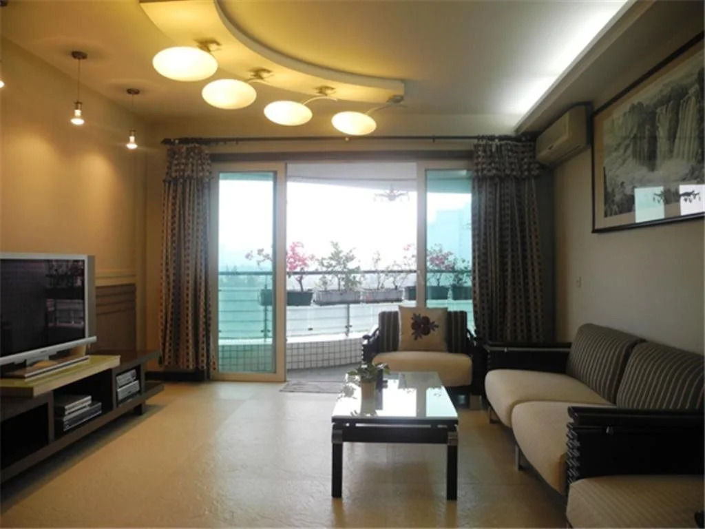 Shenzhen Leyi Family Apartment