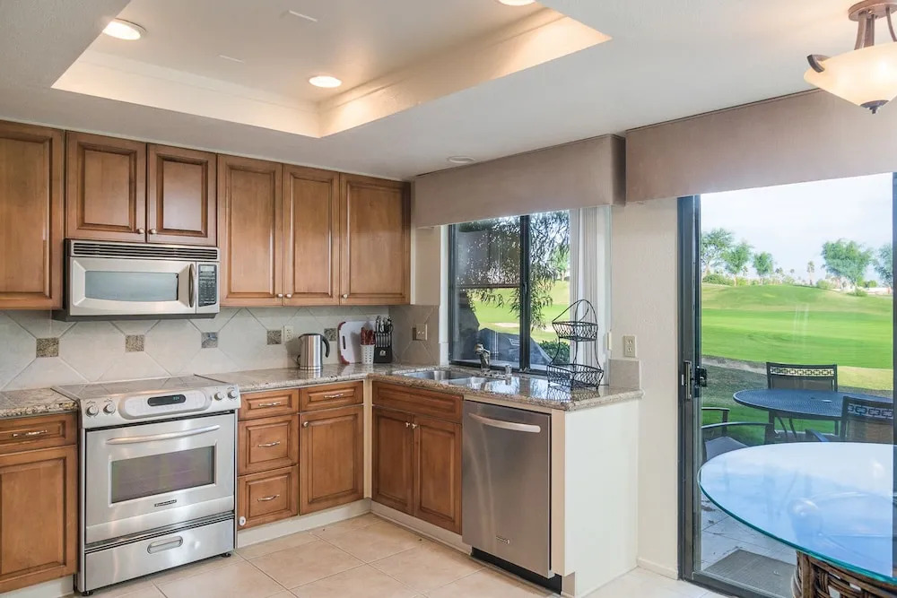 55092 Oak Tree Condo 3 Bedrooms 3 Bathrooms Condo