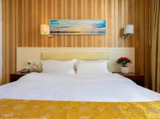 Chunhui Business Hotel