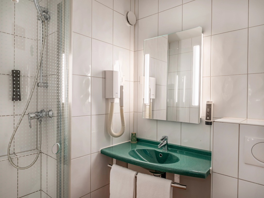B&B HOTEL Rothrist Olten