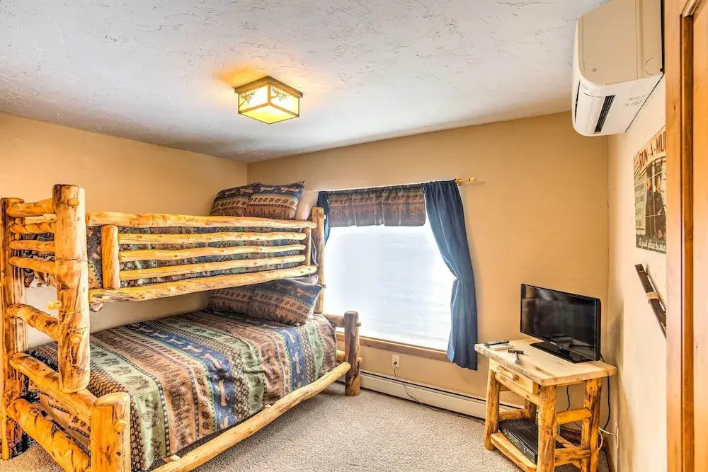 Pagosa Springs Mountain Haven: 5 Mi to Hot Springs