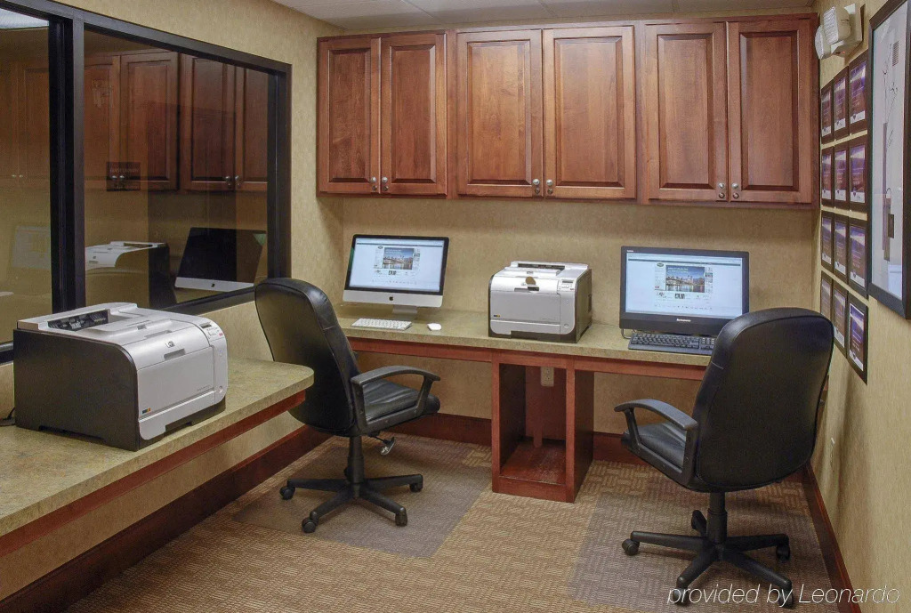 Hampton Inn & Suites Youngstown-Canfield