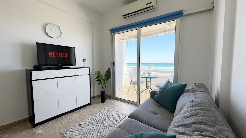 Kolonaki Seaview 1bdr Finikoudes