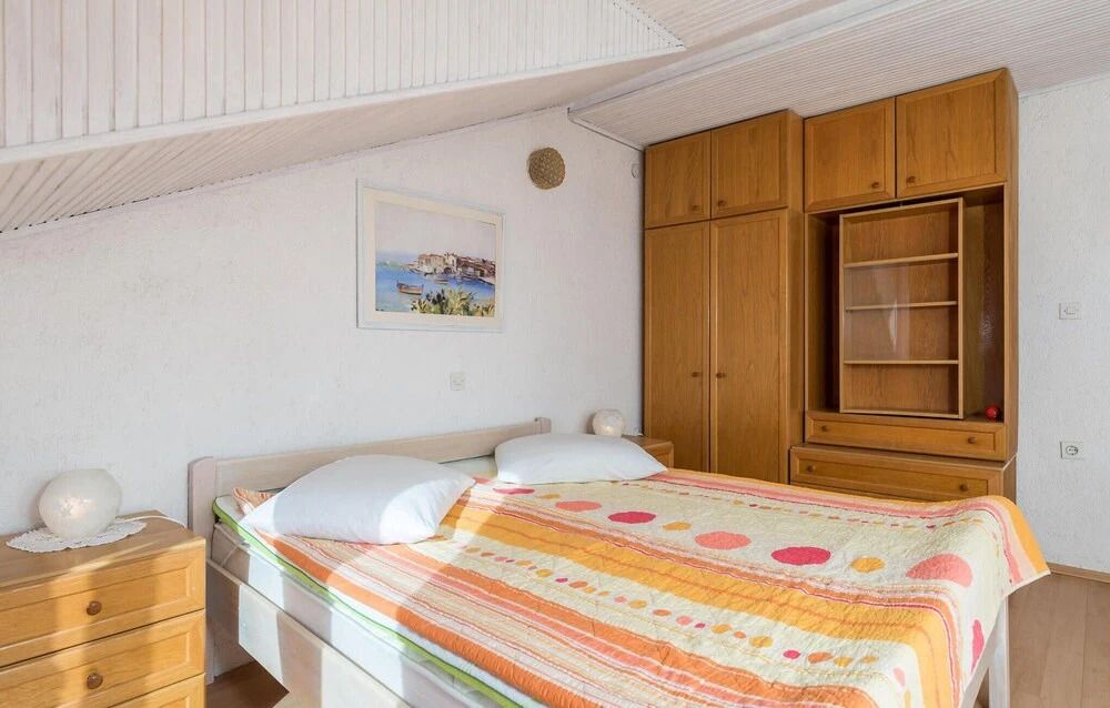 Awesome Apartment in Barbat na Rabu With 2 Bedrooms and Wifi