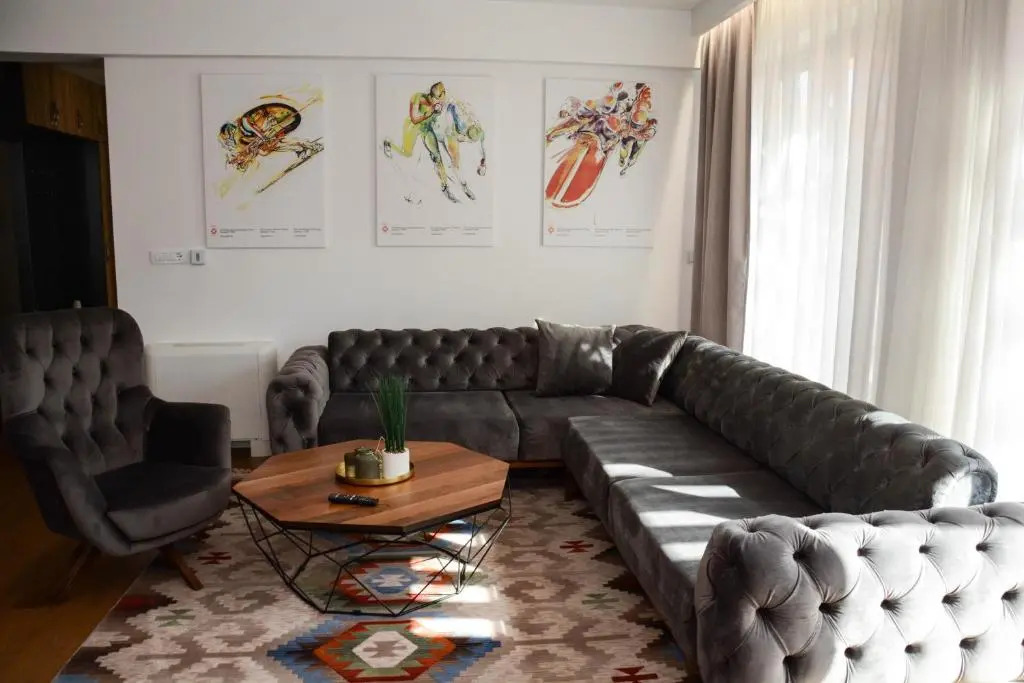 OLYMPIC 84 Apartments