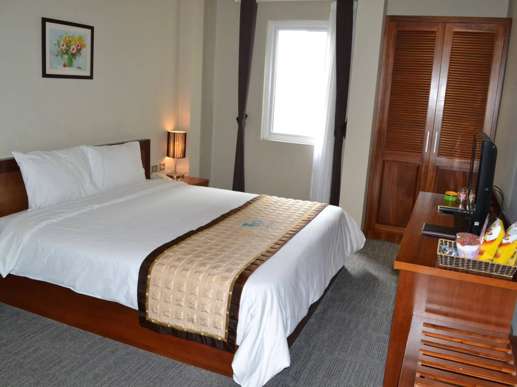 Nam Dat Hotel by DLecia Ha Long