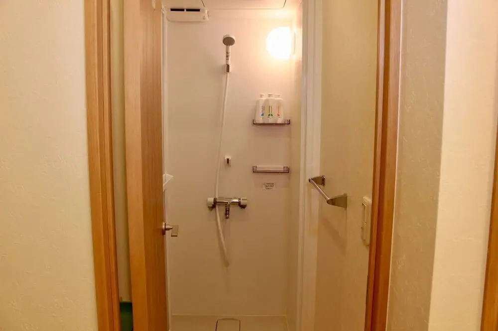 bnb+ Post Town Shinbashi - Hostel