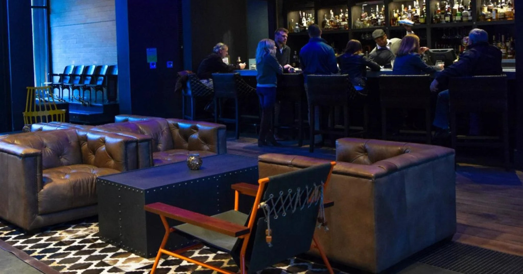 The George, by Valencia Hotel Collection