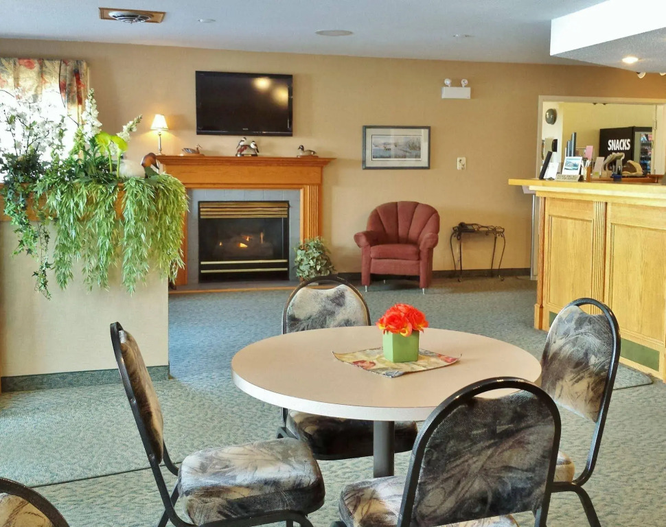 Woodland Inn Meadow Lake