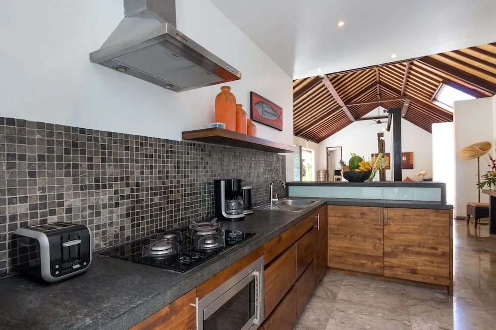 Beautiful Villa With Private Pool, Bali Villa 2028