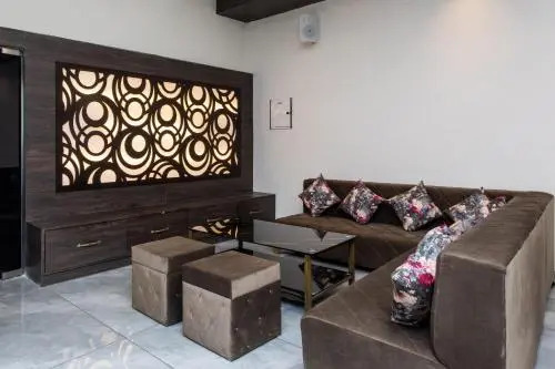 OYO 26880 Happy Home