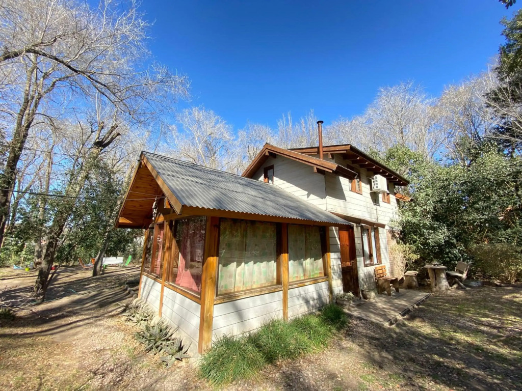 La Casita Blanca