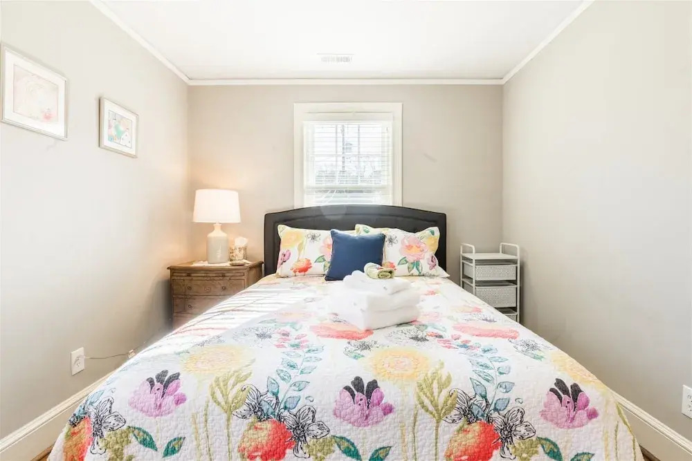 Randall St, 202