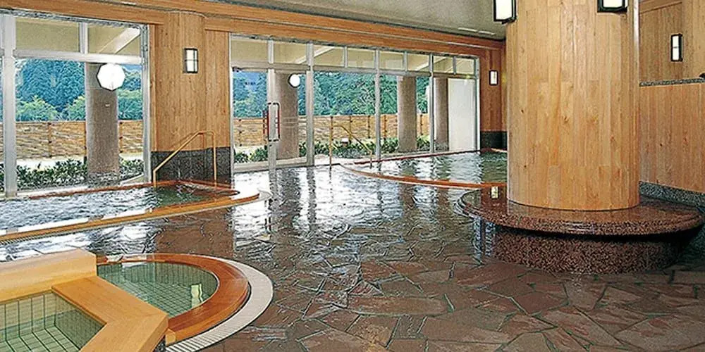 Akita Tsurugaikesou