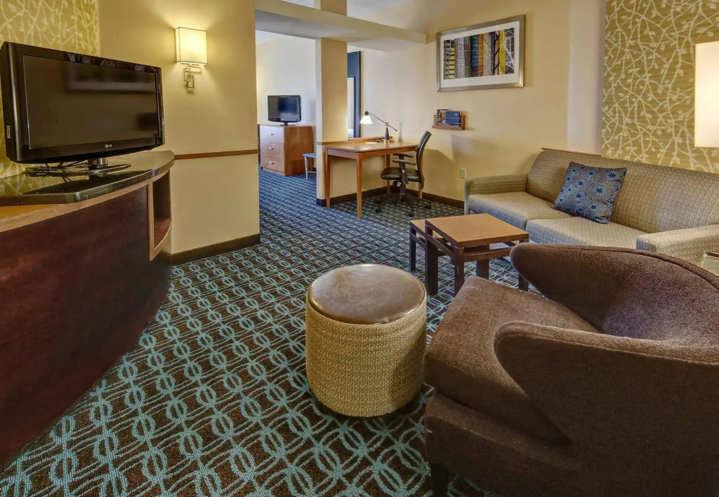 Fairfield Inn & Suites by Marriott Oklahoma City NW Expressway/Warr Acres