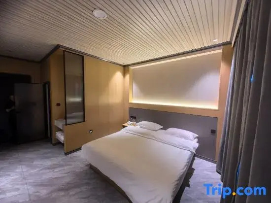 Huidu Hotel