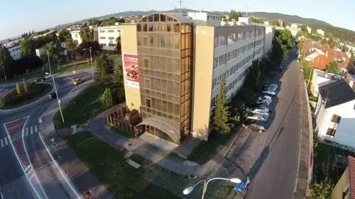 Hotel Atóm