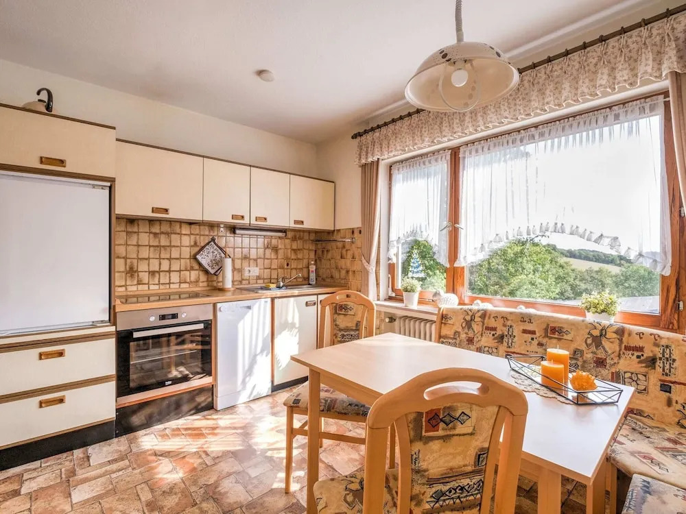 Geräumiges Apartment am Waldrand im Sauerland