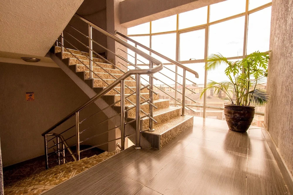 Nairobi Seasons Airport Hotel