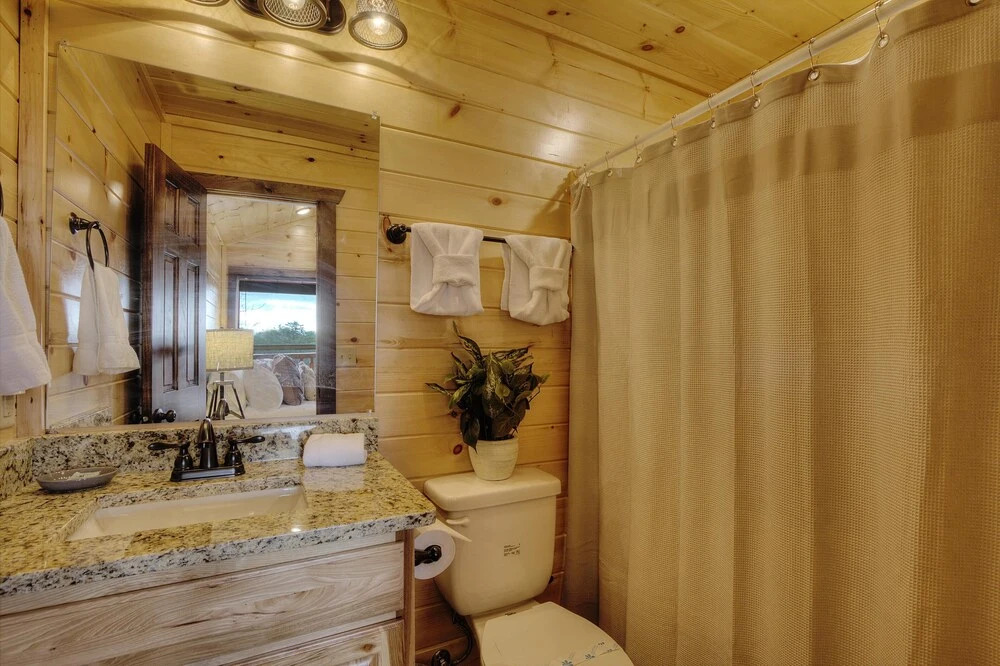 TOT NEW Cabin w/ Indoor Pool & HOT TUB Game Room & Video Wall