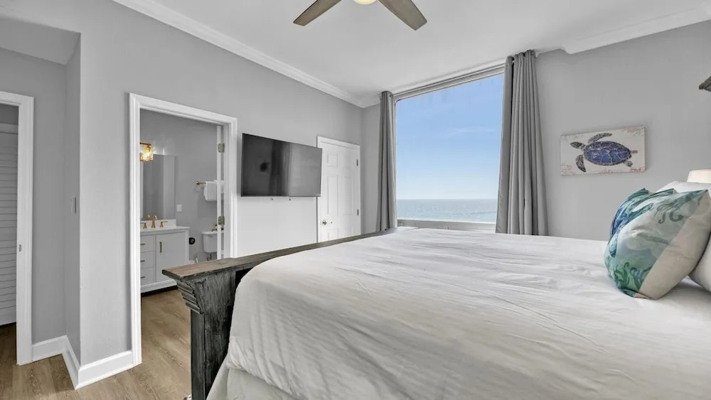 Shoreline Towers 2124