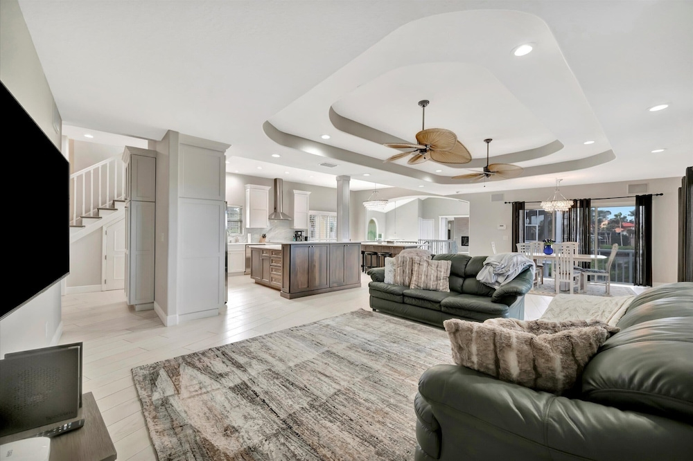 Palm Harbor Waterfront Home