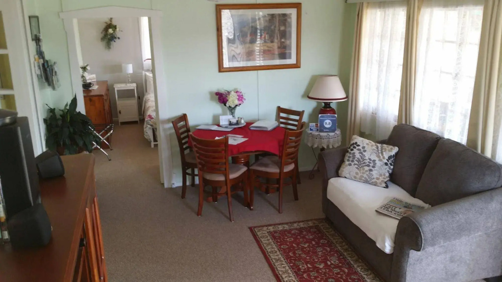 Andavine House - Bed & Breakfast