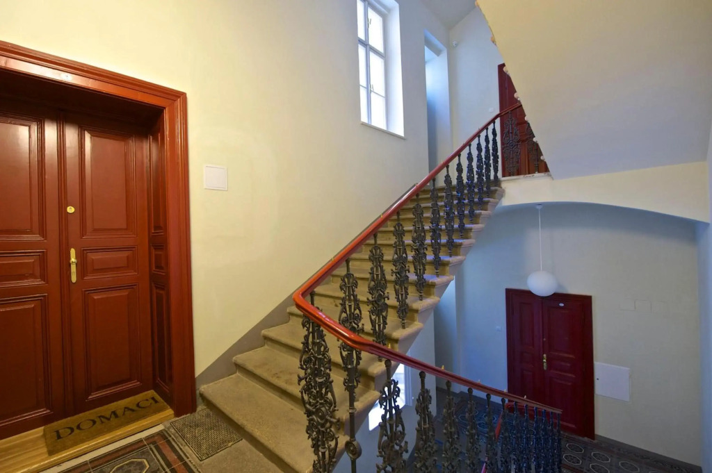 Kafka's Head Apartment