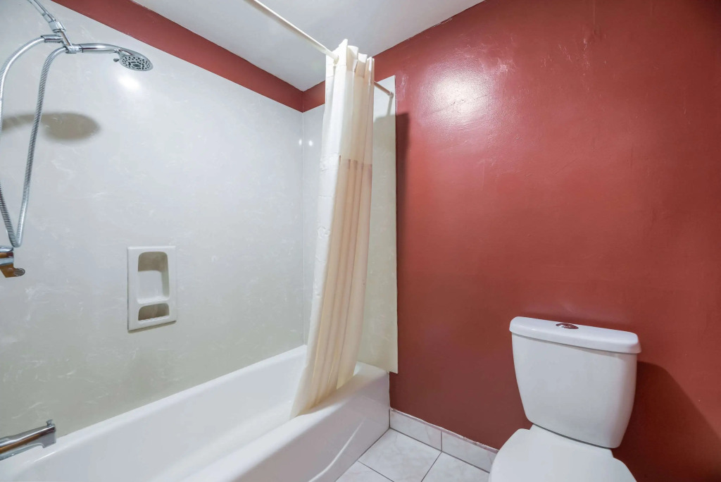 Rodeway Inn Modesto near Downtown