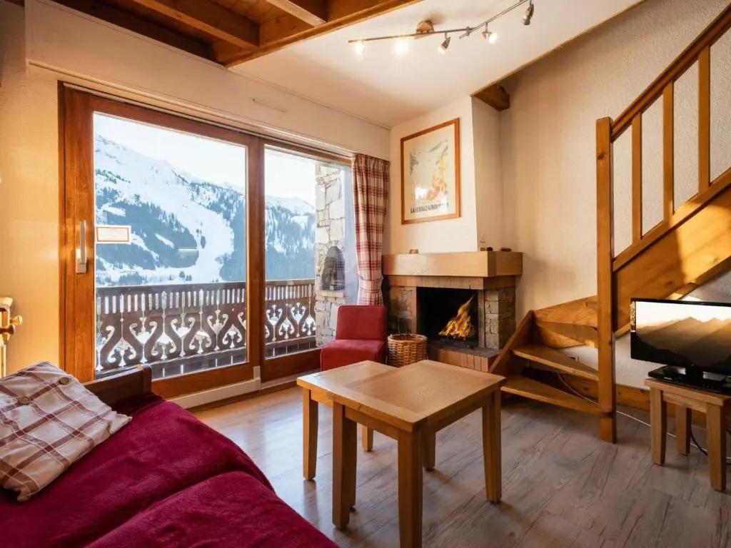 Appartement confortable à La Clusaz avec cheminée et garage - FR-1-304-135